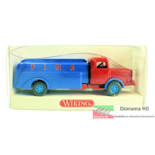 883 02 25 WIKING - Camion cisterna Büssing 8000 "FINA"