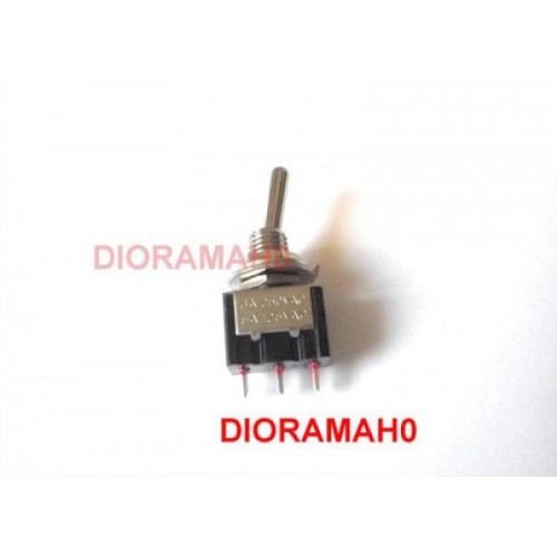 Deviatore miniatura a levetta da pannello ON-ON. 3 Poli - 1031 EF