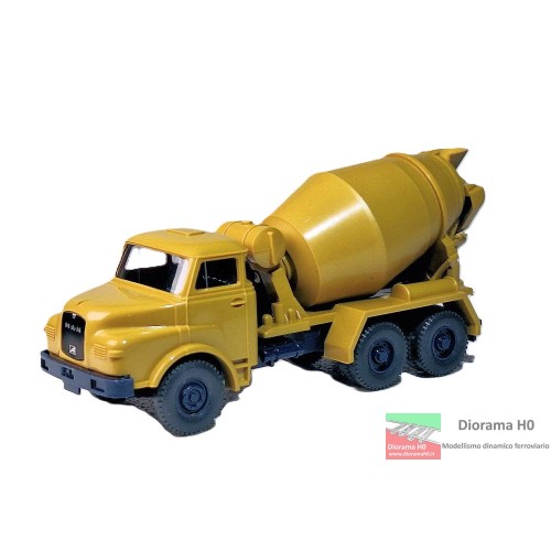 68 218 WIKING - MAN Betoniera a tre assi 1:87 68 218 WIKING - MAN Betoniera a tre assi 1:87