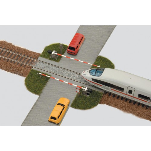 55725 PIKO - Passaggio a livello 1/87 55725 PIKO - Passaggio a livello 1/87
