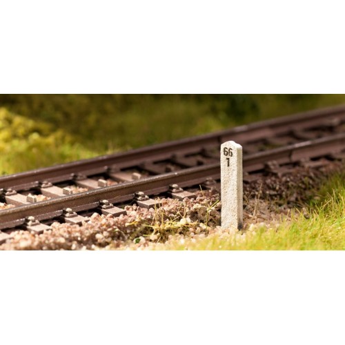 14300 NOCH - Paletti in pietra - chilometrici ferroviari  