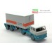 0526 01 WIKING - Henschel con containers 20 ft