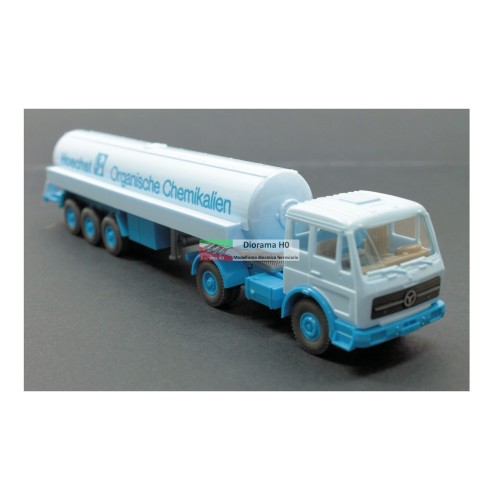 825 WIKING - Autocisterna MB "HOECHST" 1:87